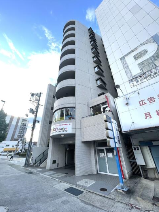 【兵庫県神戸市東灘区】JR神戸線 摂津本山駅から徒歩9分／飲食店可／24時間利用可／国道沿い／約8.79坪